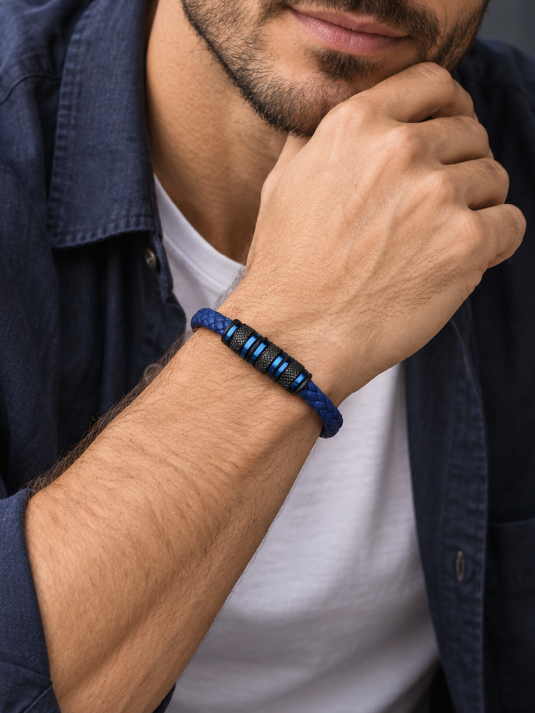 Blue bracelet with stainless steel details