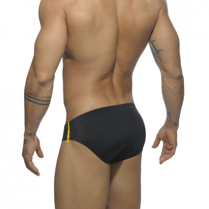 UXH Low-Rise Swim Brief Badeslip - UXH Low-Rise Swim Brief Badeslip - Rot / L (Europe Size M) - BIMONI